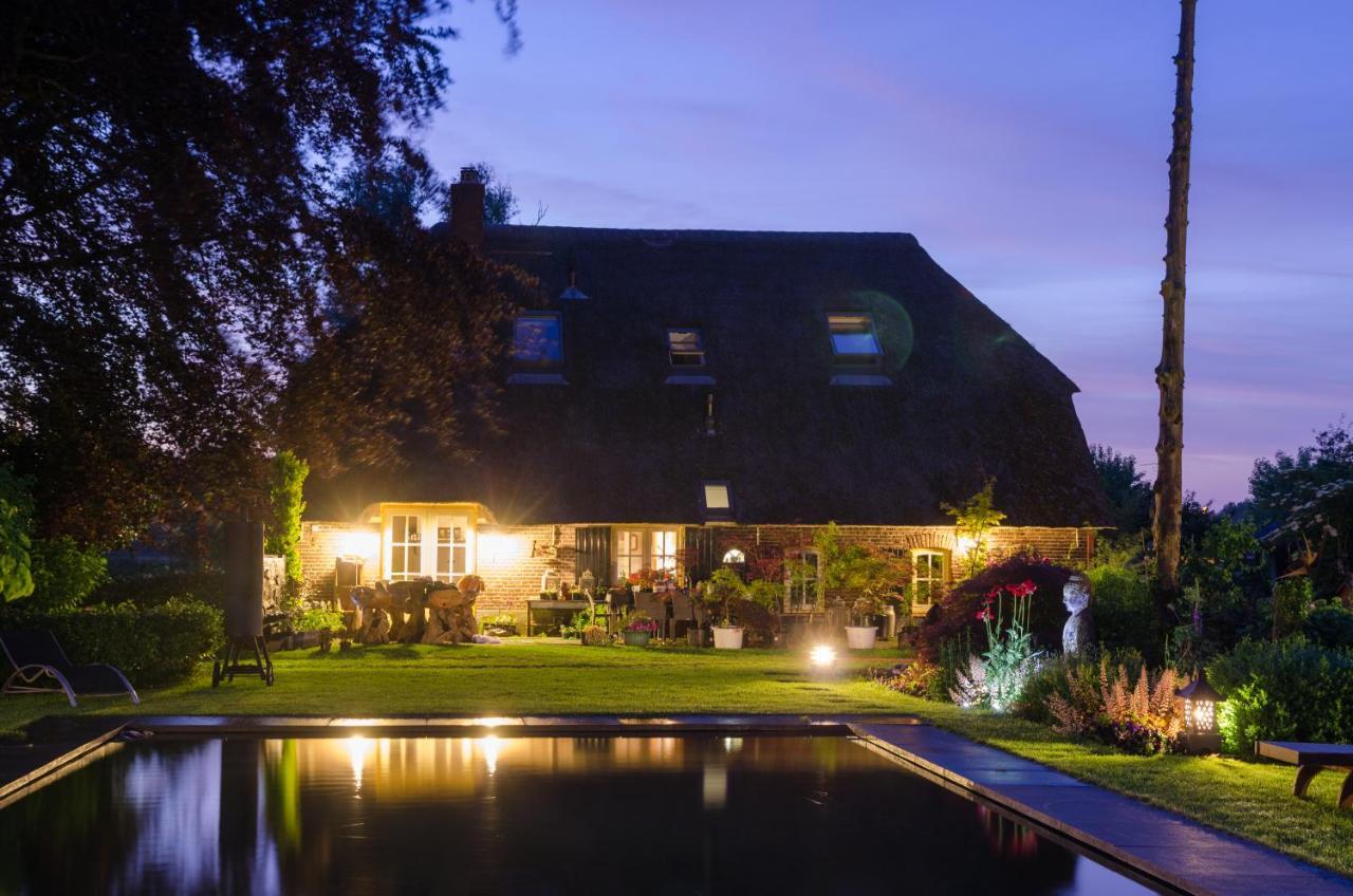 Bed & Breakfast Rumah Indo Garden Wilp